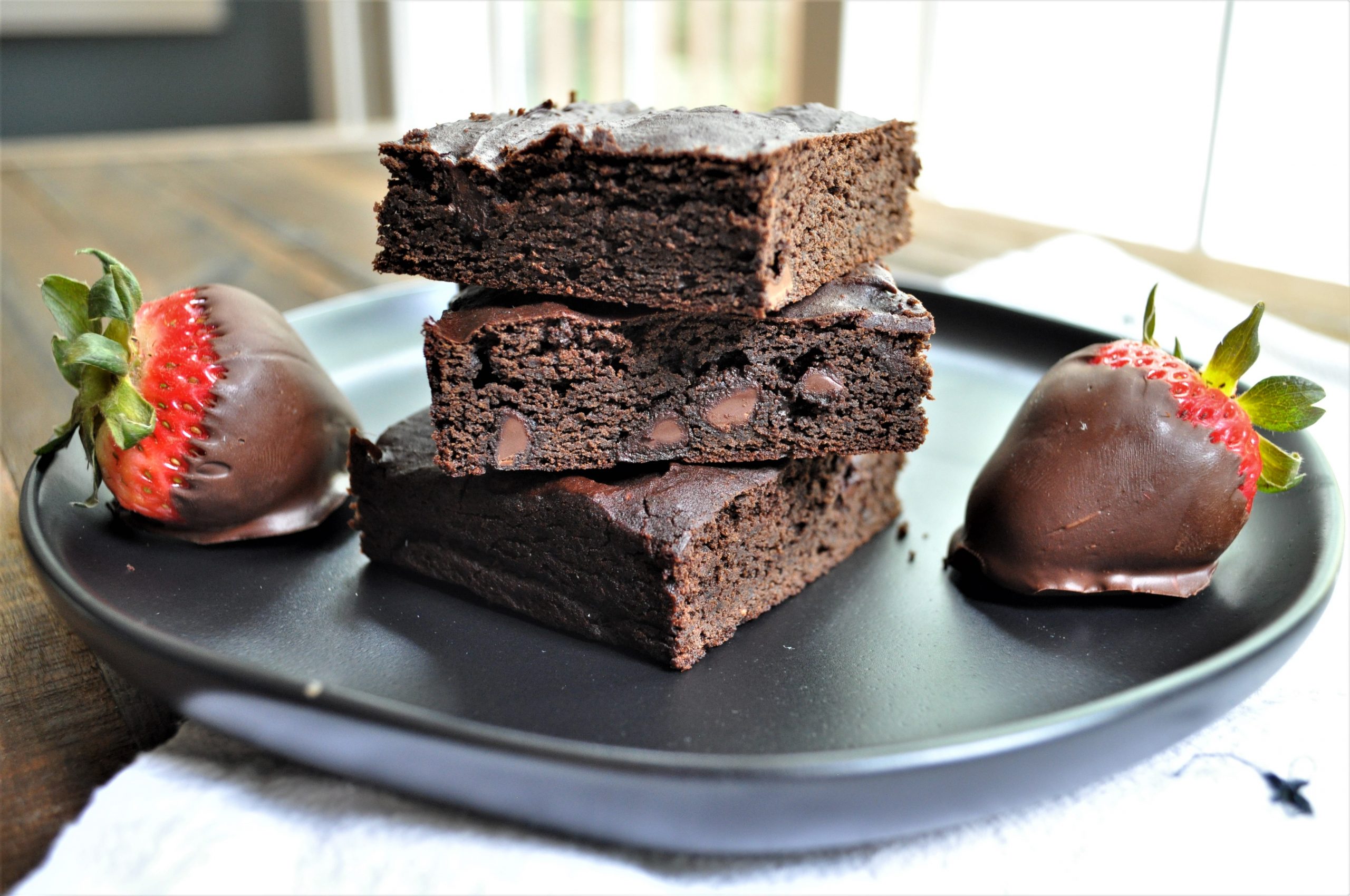 Chocolate Strawberry Flourless Brownies — Featherstone Nutrition