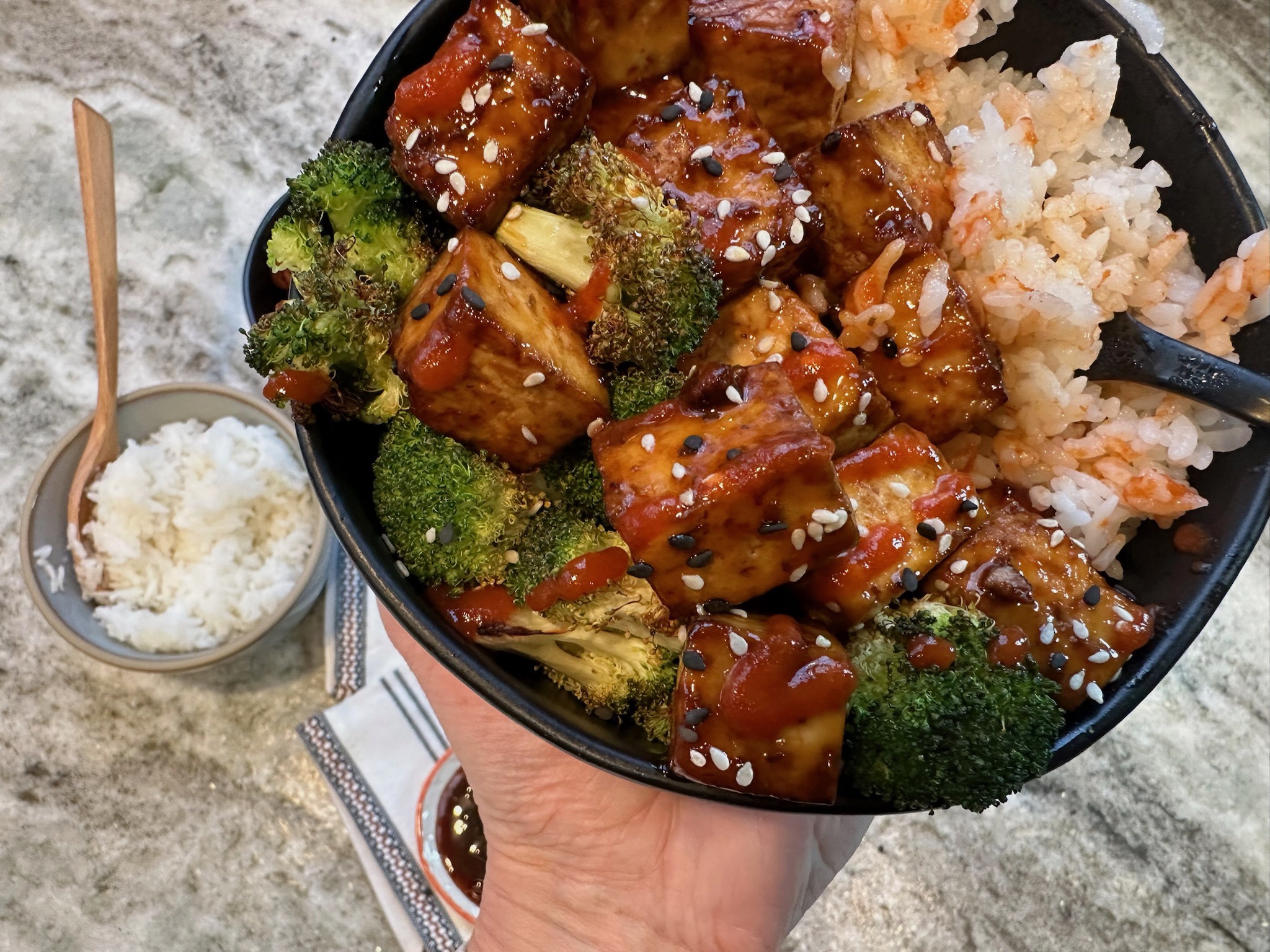 Air Fryer Sriracha Tofu Bowls — Featherstone Nutrition